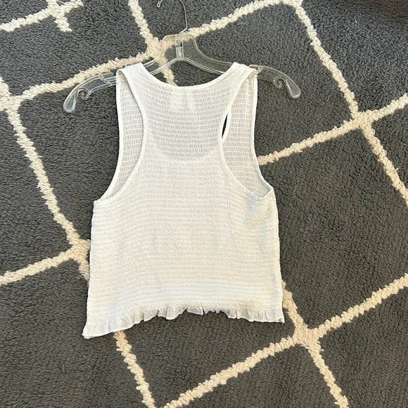 Cropped Ruffled Racerback Tank - Picture 4 of 5